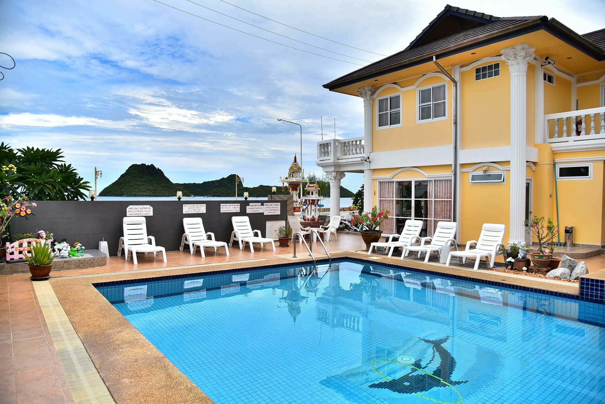 Sun Beach Guesthouse 쁘라쭈압키리칸 외부 사진